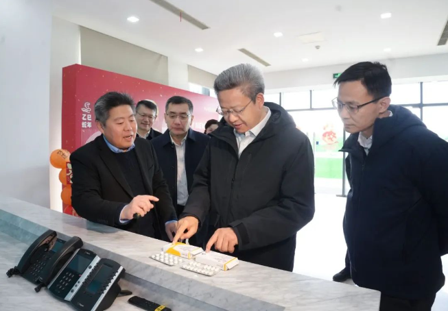 吳新明走訪調(diào)研部分重點企業(yè)